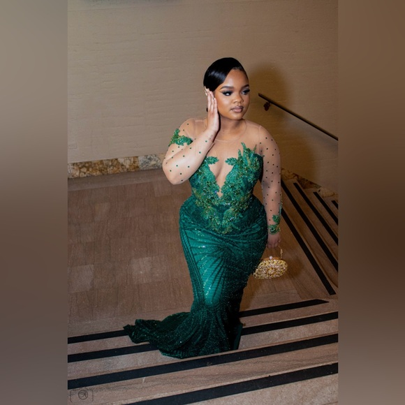 Emerald Green embellished Prom Dress Emerald Green embellished Prom Dress